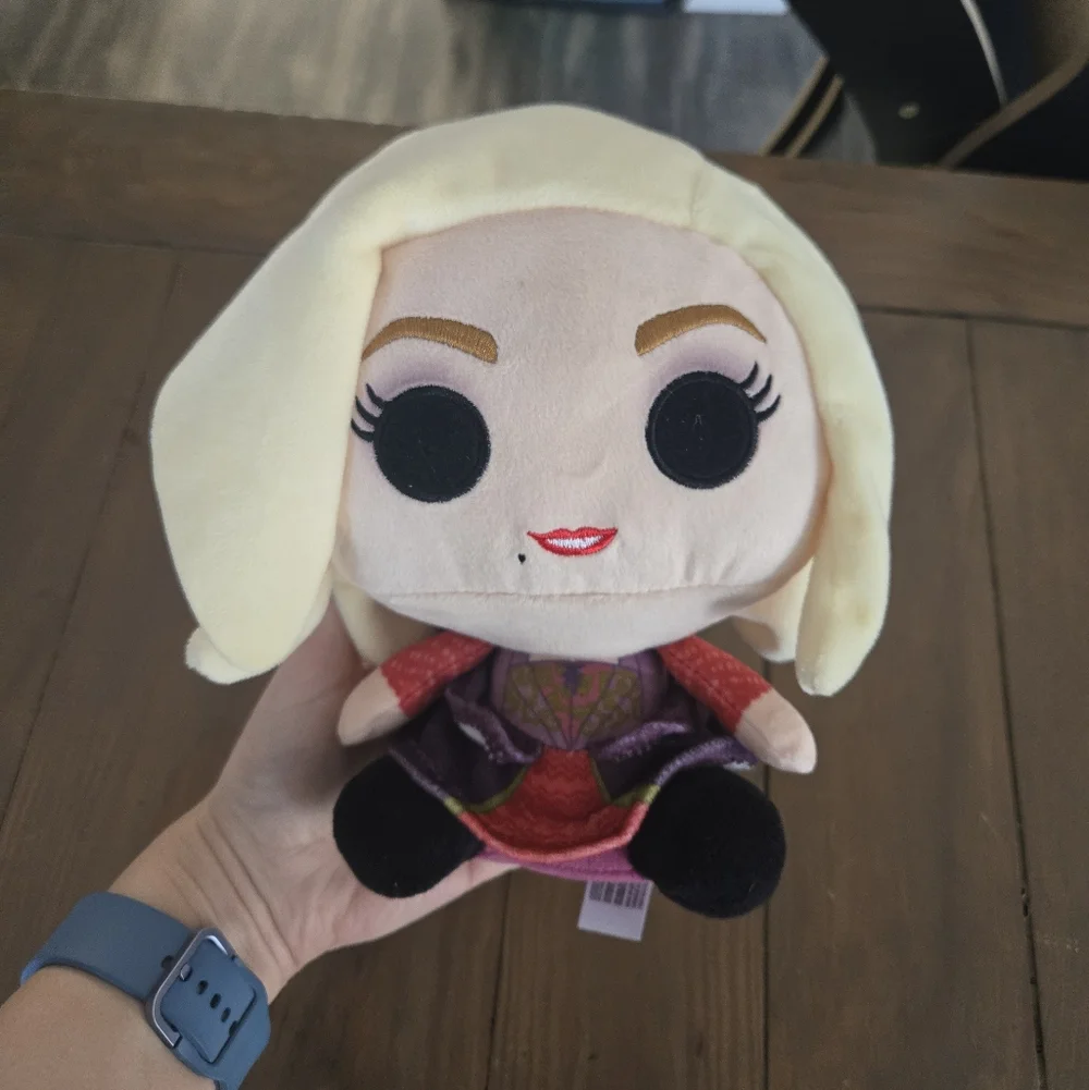 Funko Hocus Pocus Sarah Sanderson Plush Stuffie